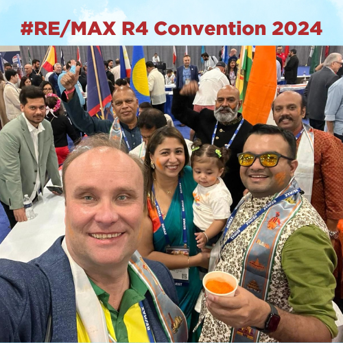 remax r4